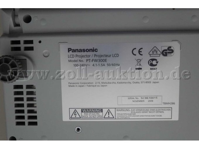 Typenschild Unterseite, Nahaufnahme