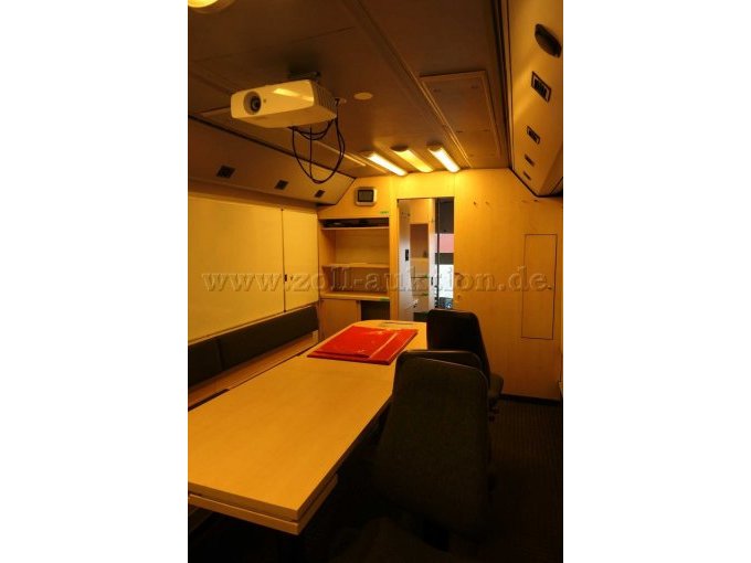 Besprechungsraum vorderer Teil