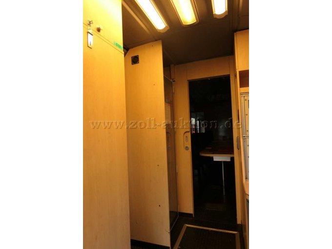 Sicht von vorne aus nach hinten