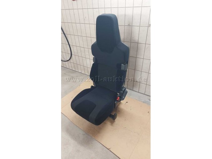 Beifahrersitz Ansicht von vorne 2