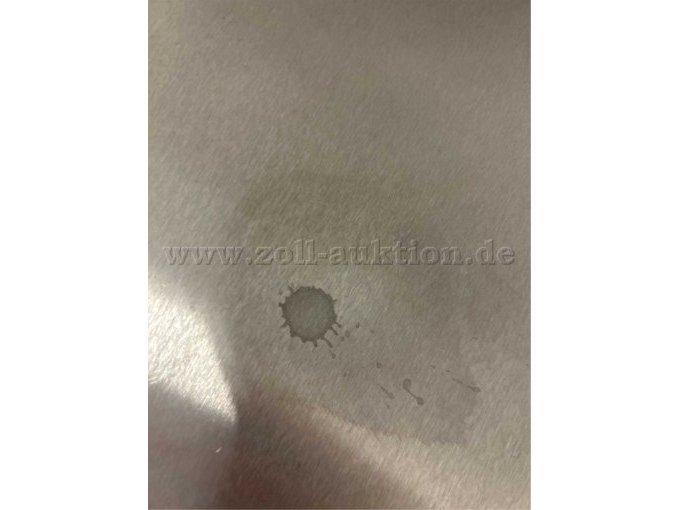 Detailansicht Fleck auf Standfußplatte