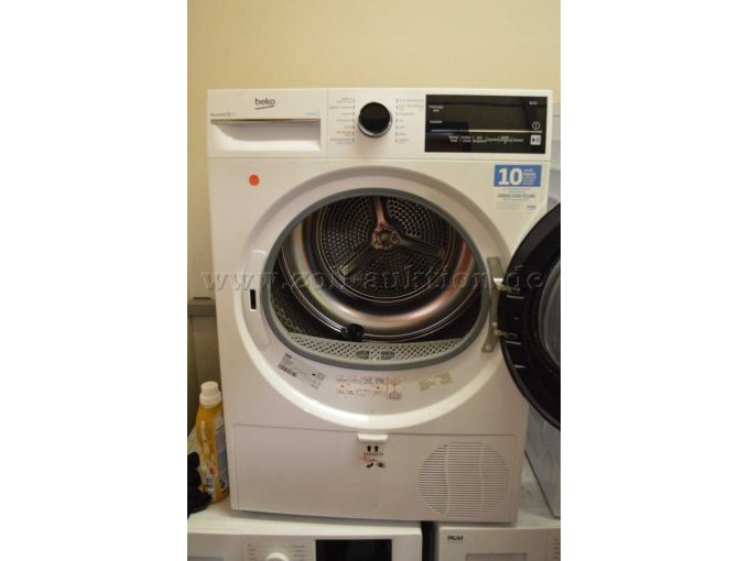 Wärmepumpentrockner geöffnet, Frontansicht