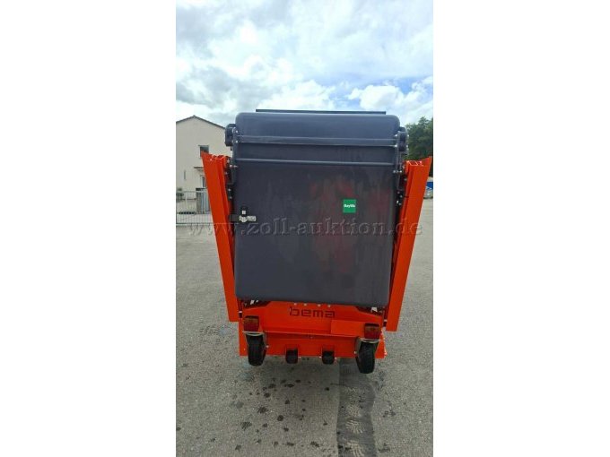 Kippcontainer Rückansicht