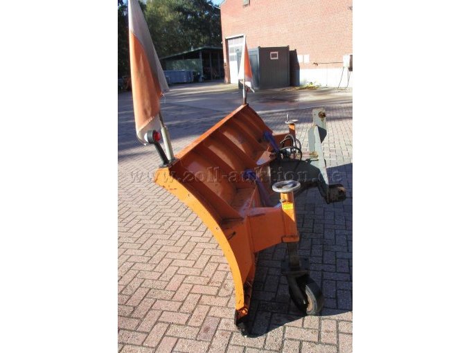 1 Bema Schneeschild 1100 Typ 3000 Schlepper – foto 4 – kavel bij Zoll-Auktion, Rhede