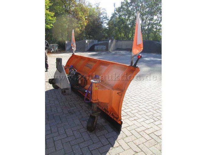 1 Bema Schneeschild 1100 Typ 3000 Schlepper – foto 7 – kavel bij Zoll-Auktion, Rhede