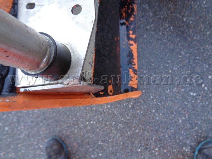 2Pflugschar links Verformung