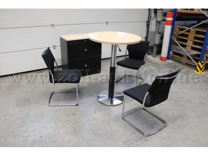 Tisch hochgefahren