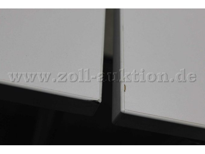 Schaden an einer Tischplatte