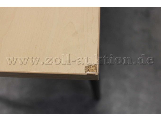 Beschädigung Tischplatte