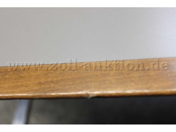 Beschädigung Tischkante