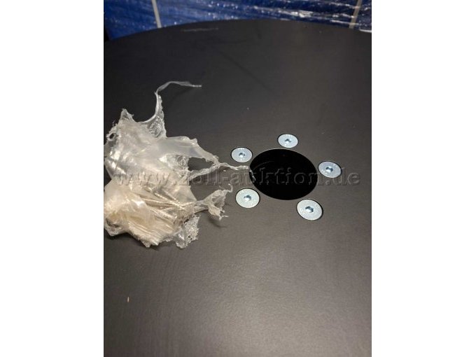 Befestigungvorrichtung für Tischplatte