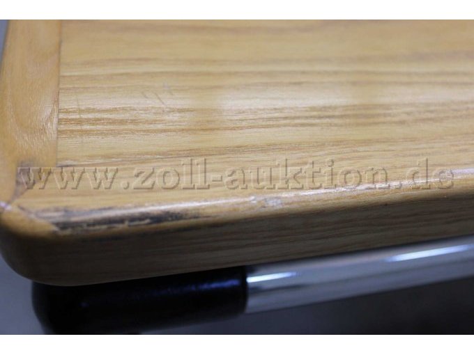 Beschädigung Tischkante