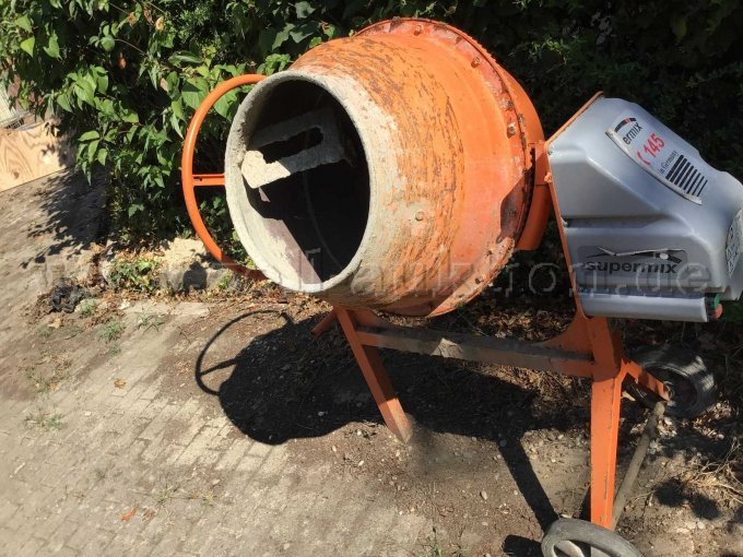 1 betonmixer (kanteltrommelmixer) Fabrikant: Atika Type: SX145 – foto 5 – kavel bij Zoll-Auktion, Emmendingen