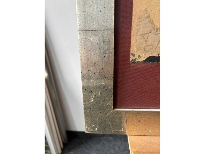 Bild: Beschädigung Rahmen Kratzer, Farbe abgeblättert unten li.