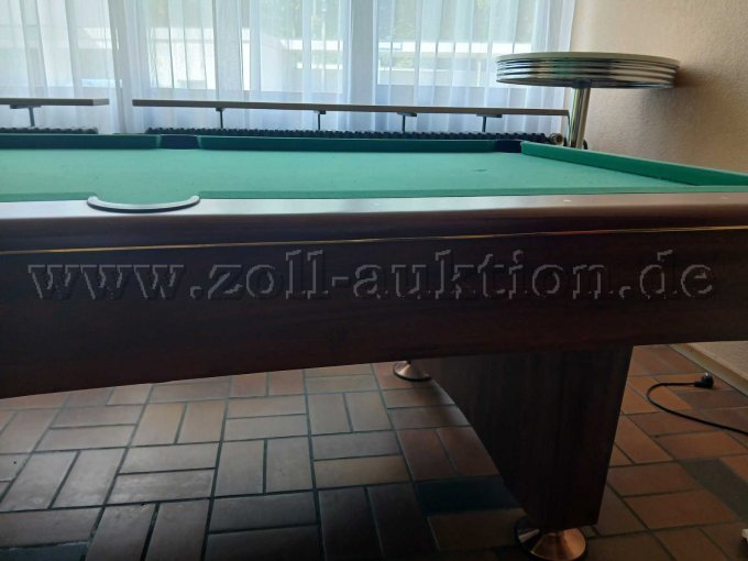 Billardtisch - seitlich -