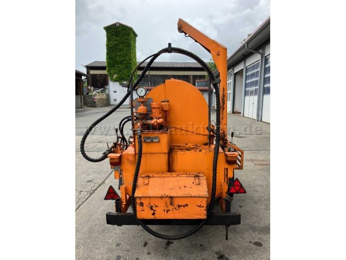 Ansicht von hinten, Schwenkarm, Materialkiste