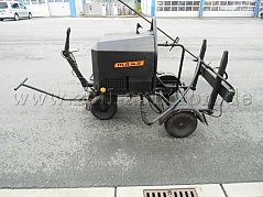 Bitumenspritzmaschine links
