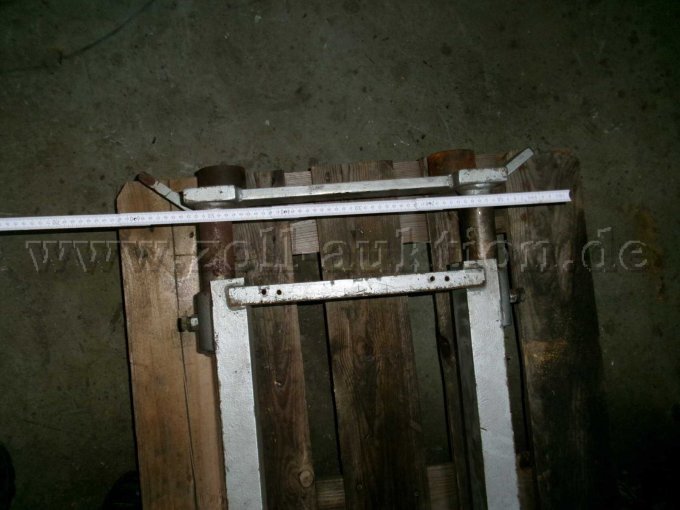 Tiefe Führungsschlitten