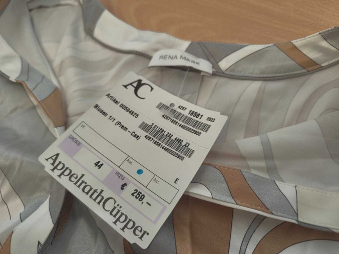 1 Bluse, Marke Rena Marx, Größe 44, weiß mit Muster – foto 3 – kavel bij Zoll-Auktion, Isernhagen