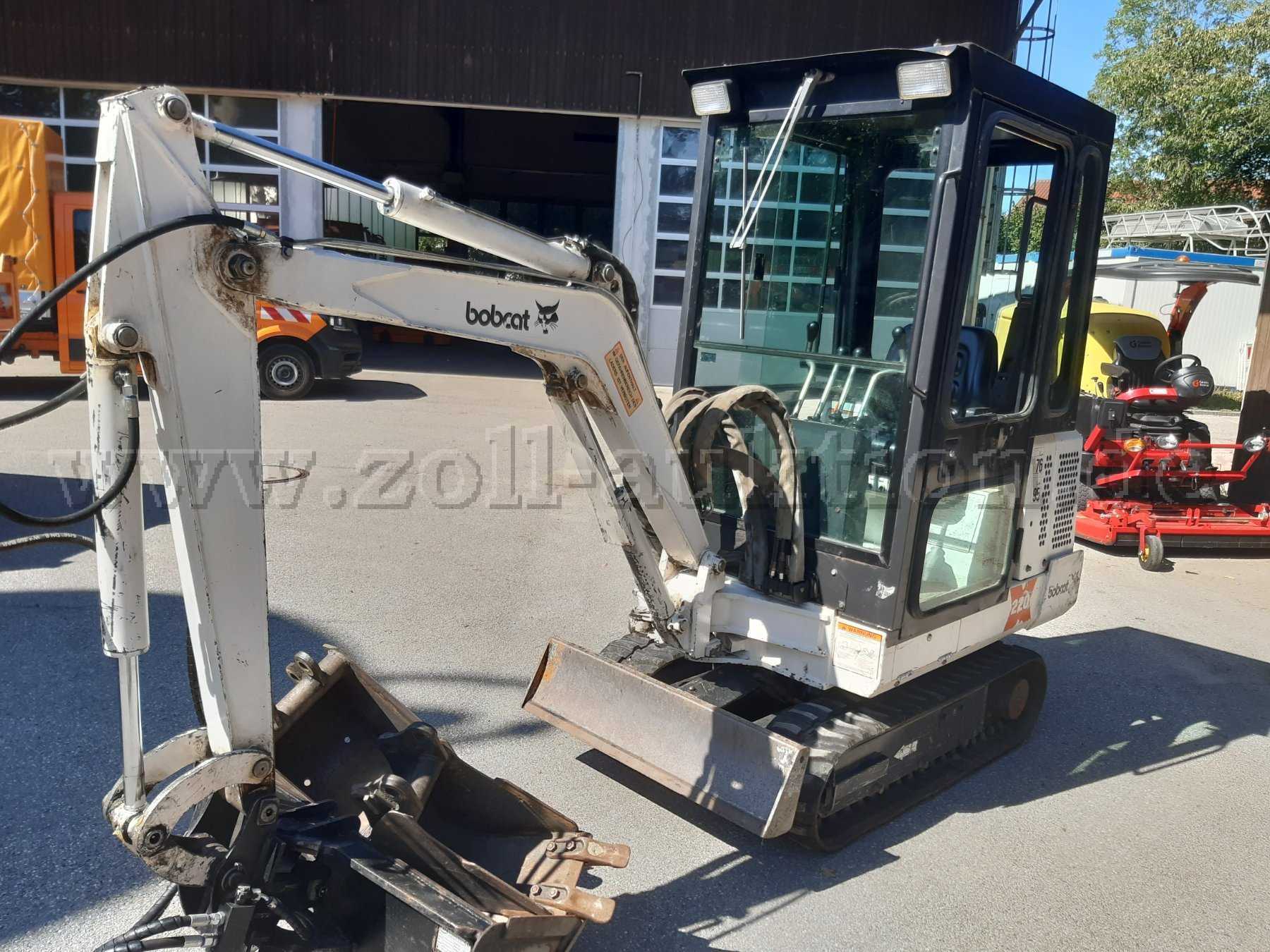 Minibagger Seitenansicht links