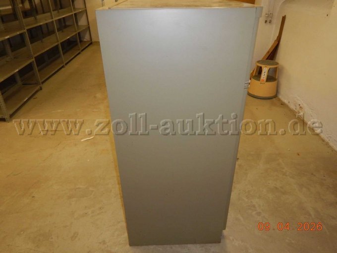 linke Seitenwand außen