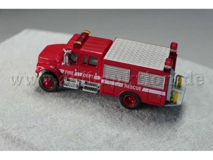 Boley Feuerwehrfahrzeug Doppelkabine, 1:87 Ansicht von der Seite