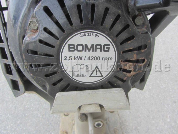 Bomag Stampfer BT 60/4, Motorabdeckung