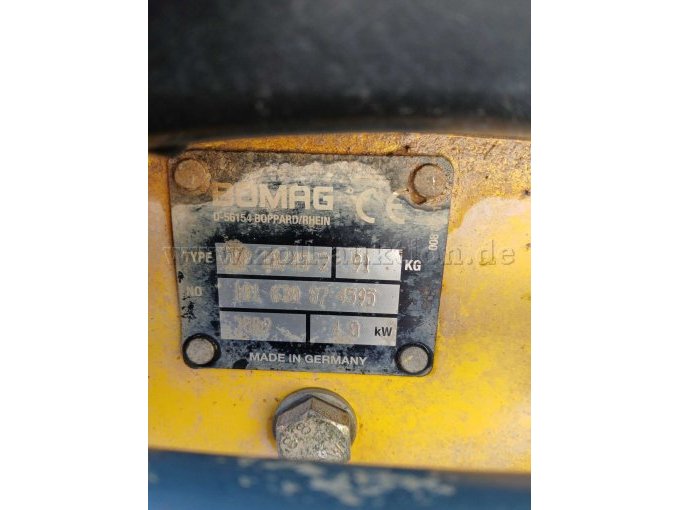 Bomag Vibrationsplatte- Typenschild