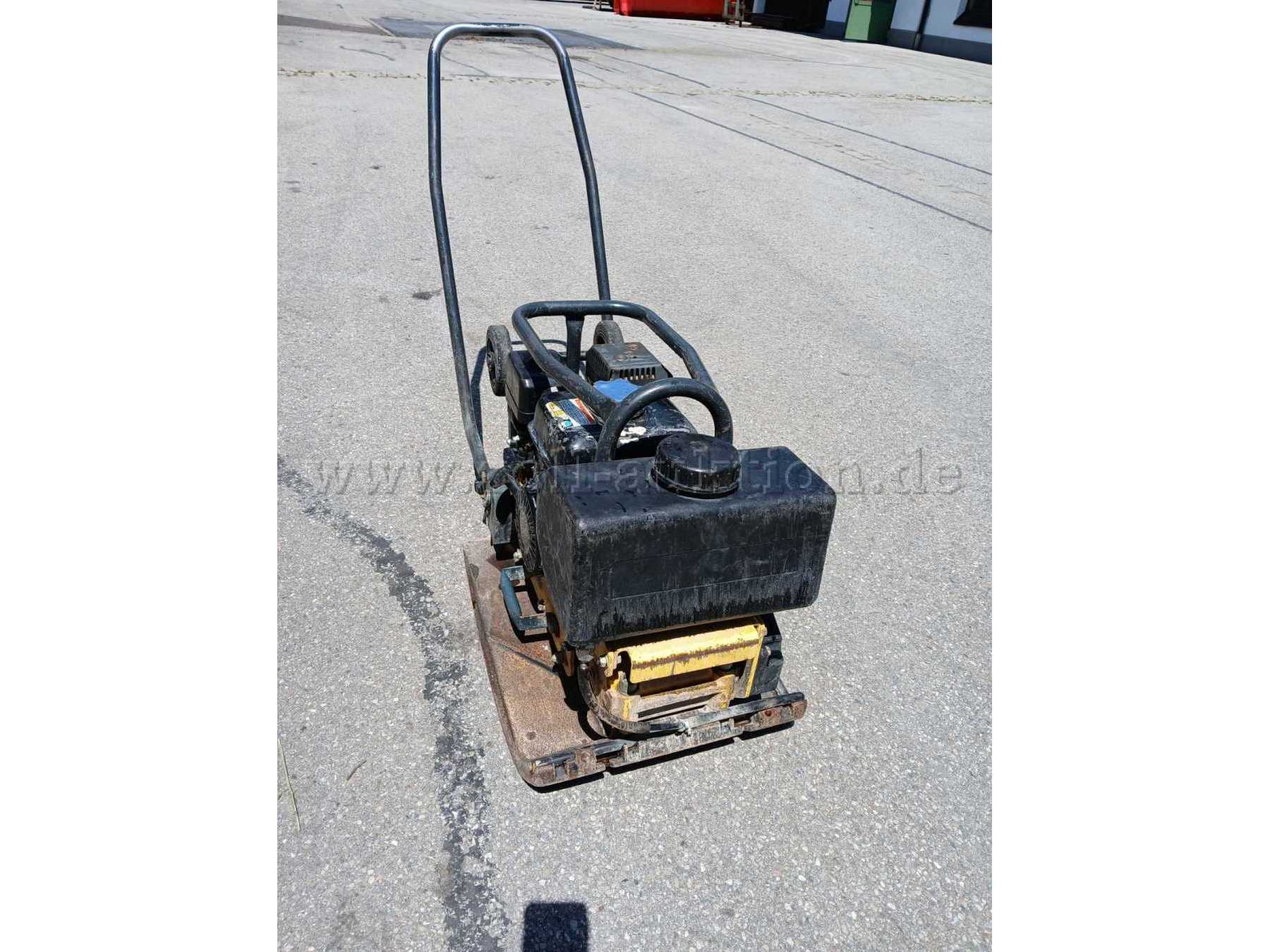Bomag Vibrationsplatte- vorne