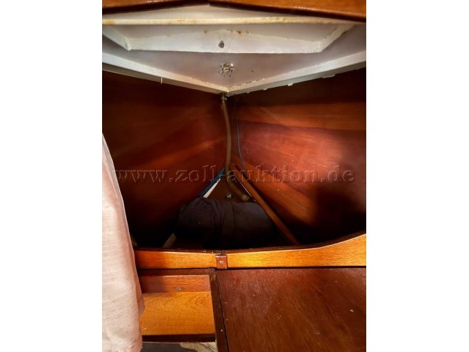 Boot Bugseite Innen