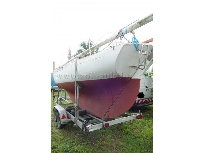 1 Bootstrailer Heku Typ: 2700 mit Segelboot / Unfall- & Bastlerfahrzeug – foto 5 – kavel bij Zoll-Auktion, Wandlitz