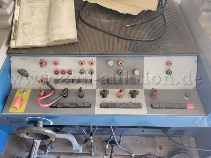 Bosch EFAW 275 A Kombinationsprüfstand - Detailansicht Bedienung