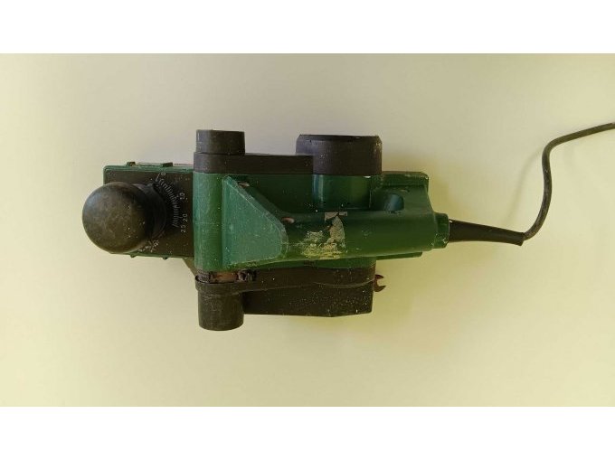 1 Bosch-elektrische schaafmachine + 1x Bosch-haakse slijpmachine + 1x Metabo-decoupeerzaag & 1x spotlamp – foto 5 – kavel bij Zoll-Auktion, Lutherstadt Eisleben