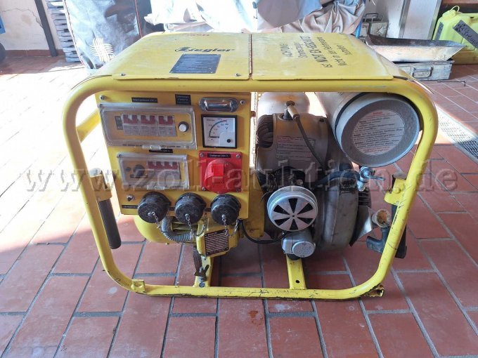 Seitenansicht Steckdosen Seitenansicht Steckdosen