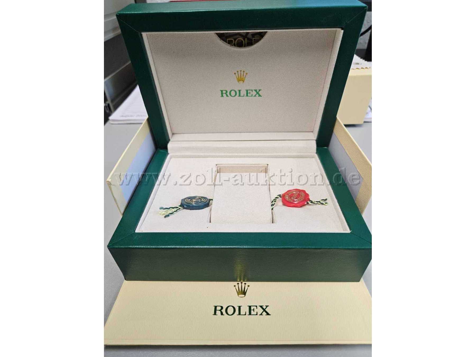 Box aufgeklappt