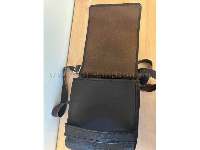 Braune Ledertasche Design Dresden Die Lederwerkstatt geöffnet