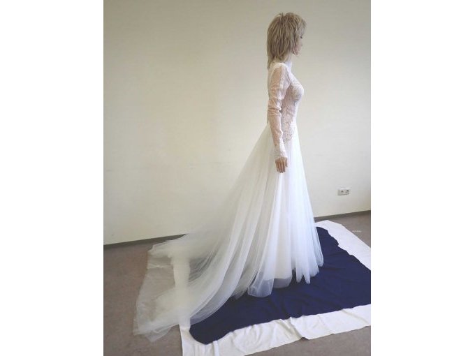 Brautkleid seitlich