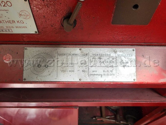 Ansicht Schild technische Daten Maschine