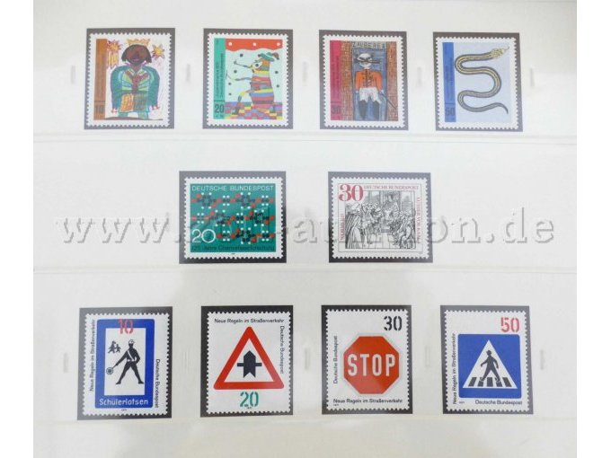 10 Briefmarken ungestempelt
