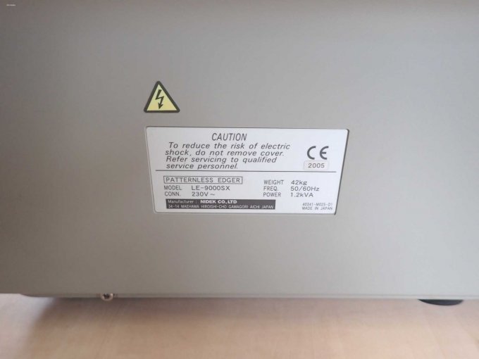 Typenschild des Patternless Edger