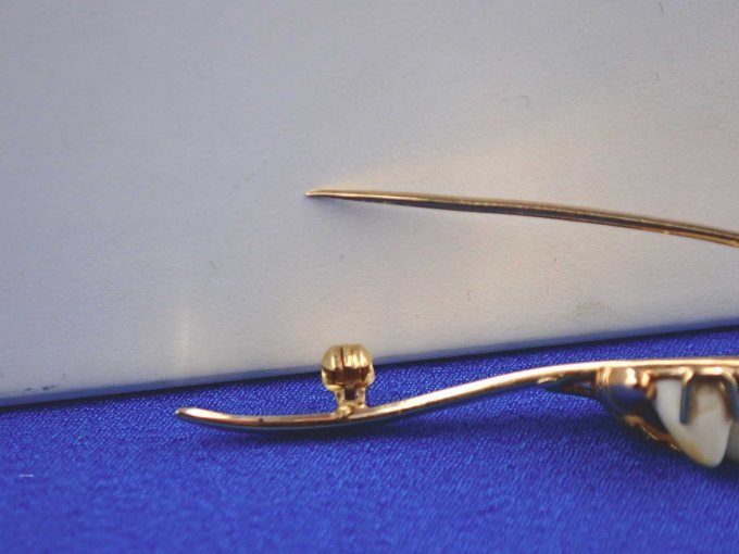 Nadelverschluss offen