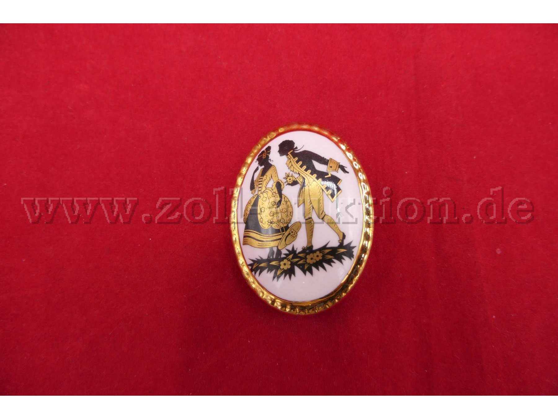 Gesamtansicht der Brosche