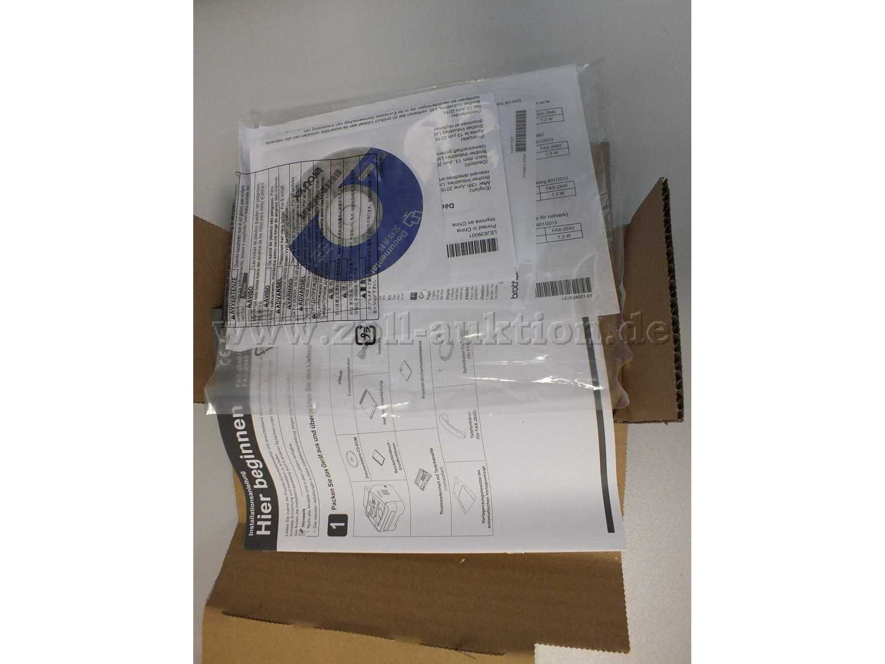 Zubehör in der Originalverpackung