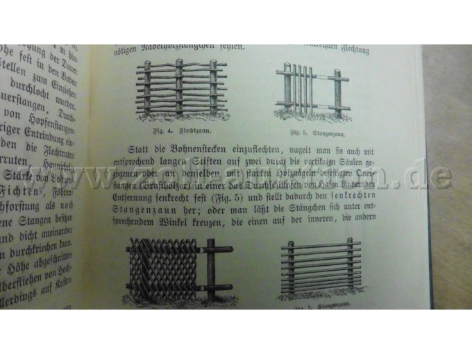 Bild Hölzerne Einfriedung