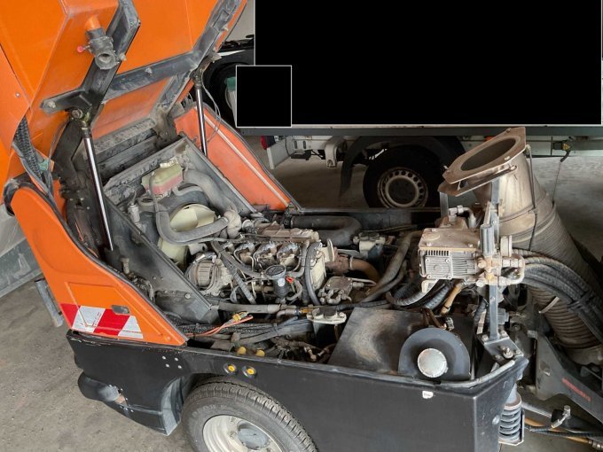 Motoransicht von rechts