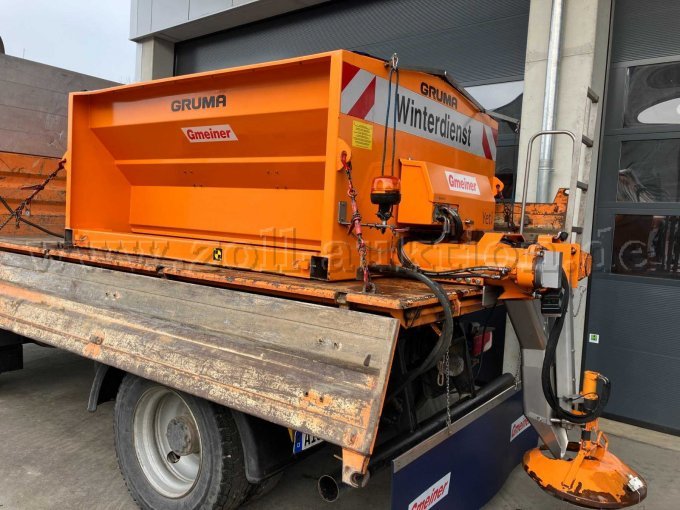 aufgebaut hinten links