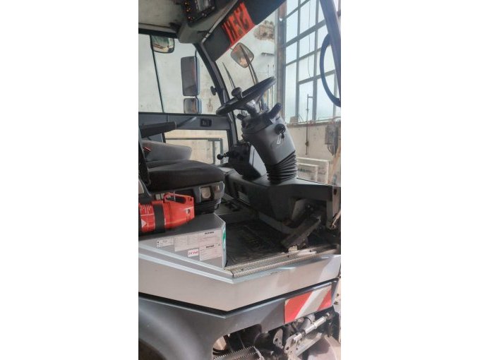 Fahrerkabine von rechts