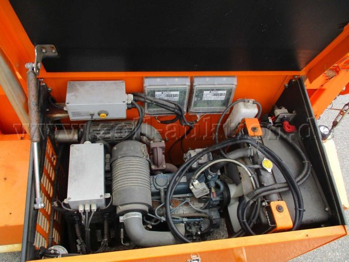 1 Bucher LKW Salzstreuautomat Icebear 5000W E FS, gebraucht: Detailansicht Antriebsmotor