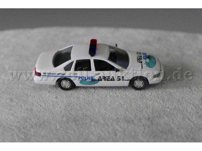 Busch 1:87 Modellauto 47621 von der rechten Seite