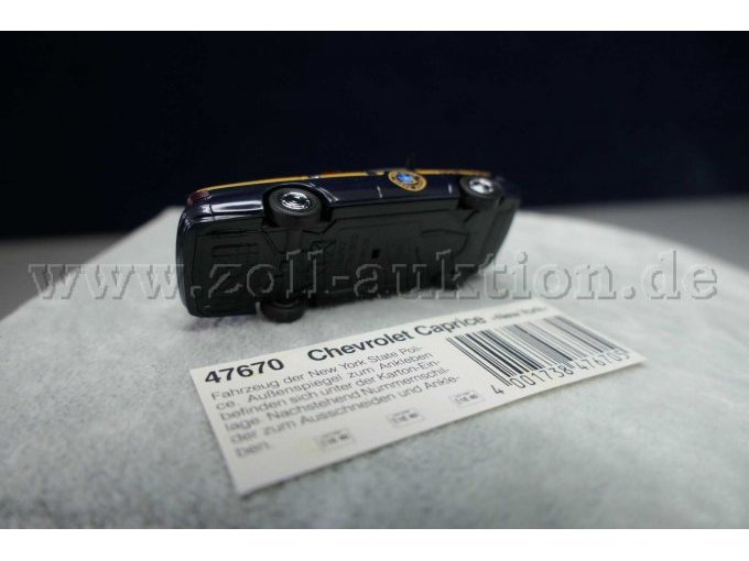 Busch 1:87 Modellauto 47670 mit Beschreibung